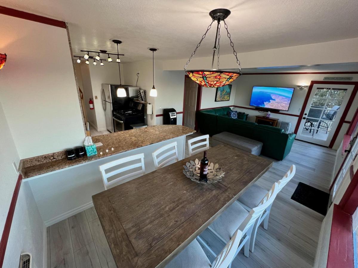 Catalina Two Bedroom View Home Avalon Exterior photo